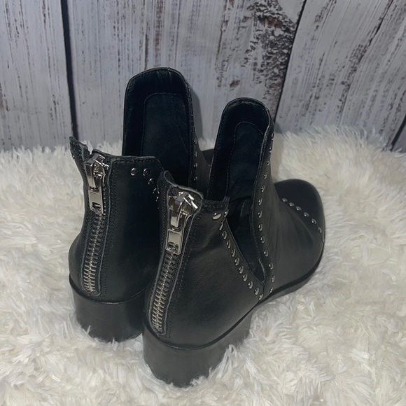 Steve Madden Black Studded Ankle Cut Out Boots/Booties- Size 6 - Picture 4 of 5